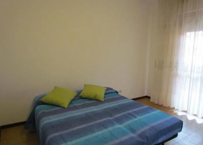 Appartement Lovely For Poolside Lovers Bibione