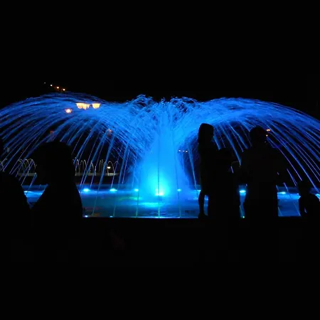 Lovely For Poolside Lovers Apartmán