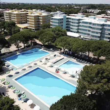 Lovely For Poolside Lovers Bibione
